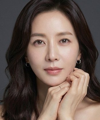 세월을 거스르는, 중년 눈성형